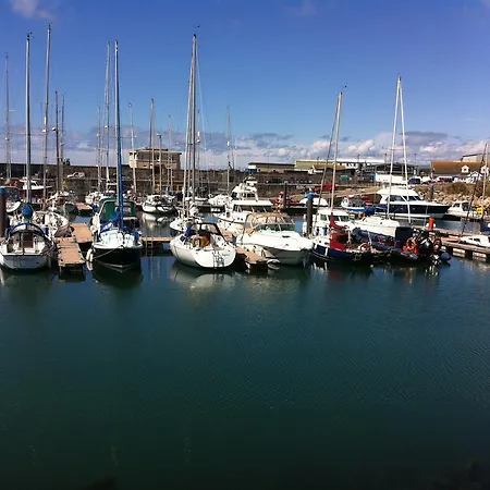 Castleview 1 - 5 Bedroom House Vakantiehuis *