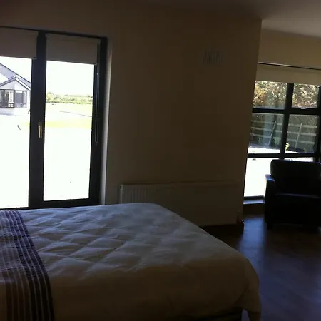 Castleview 1 - 5 Bedroom House Vakantiehuis Kilmore Quay