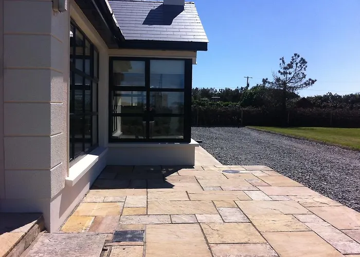 Hébergement de vacances Castleview 1 - 5 Bedroom House