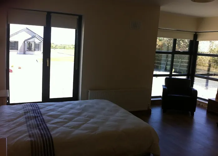 Castleview 1 - 5 Bedroom House Hébergement de vacances Kilmore Quay